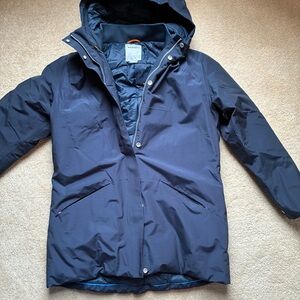 Mammut Women’s Navy OTI Dry Technology Ajungilak Coat, L